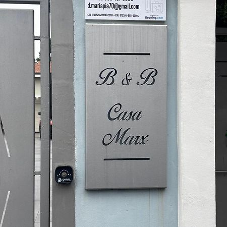Casa Marx Bed & Breakfast Sedriano Bagian luar foto