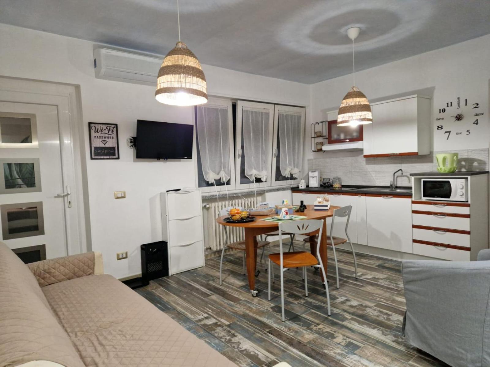 Casa Marx Bed & Breakfast Sedriano Bagian luar foto