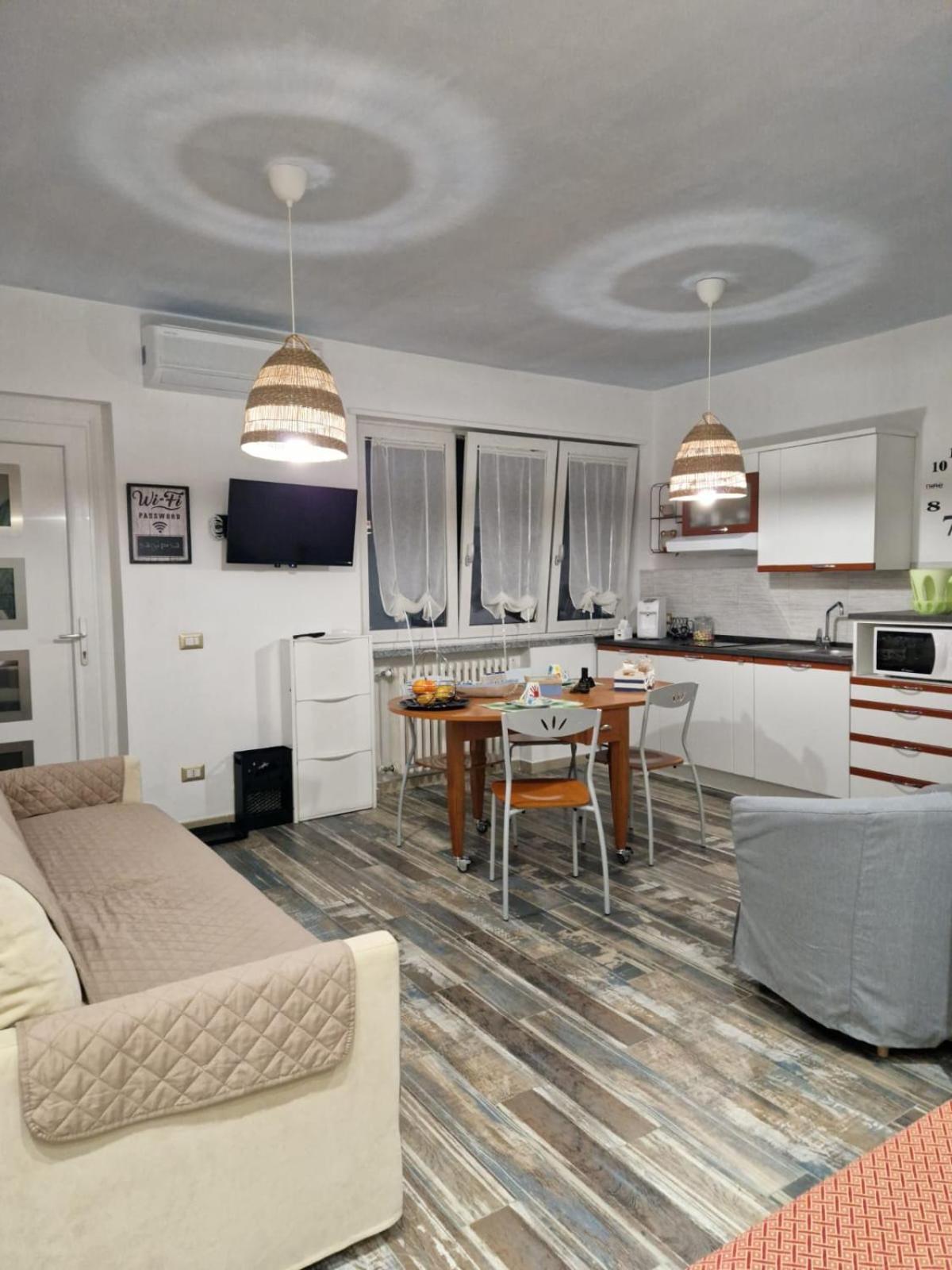 Casa Marx Bed & Breakfast Sedriano Bagian luar foto