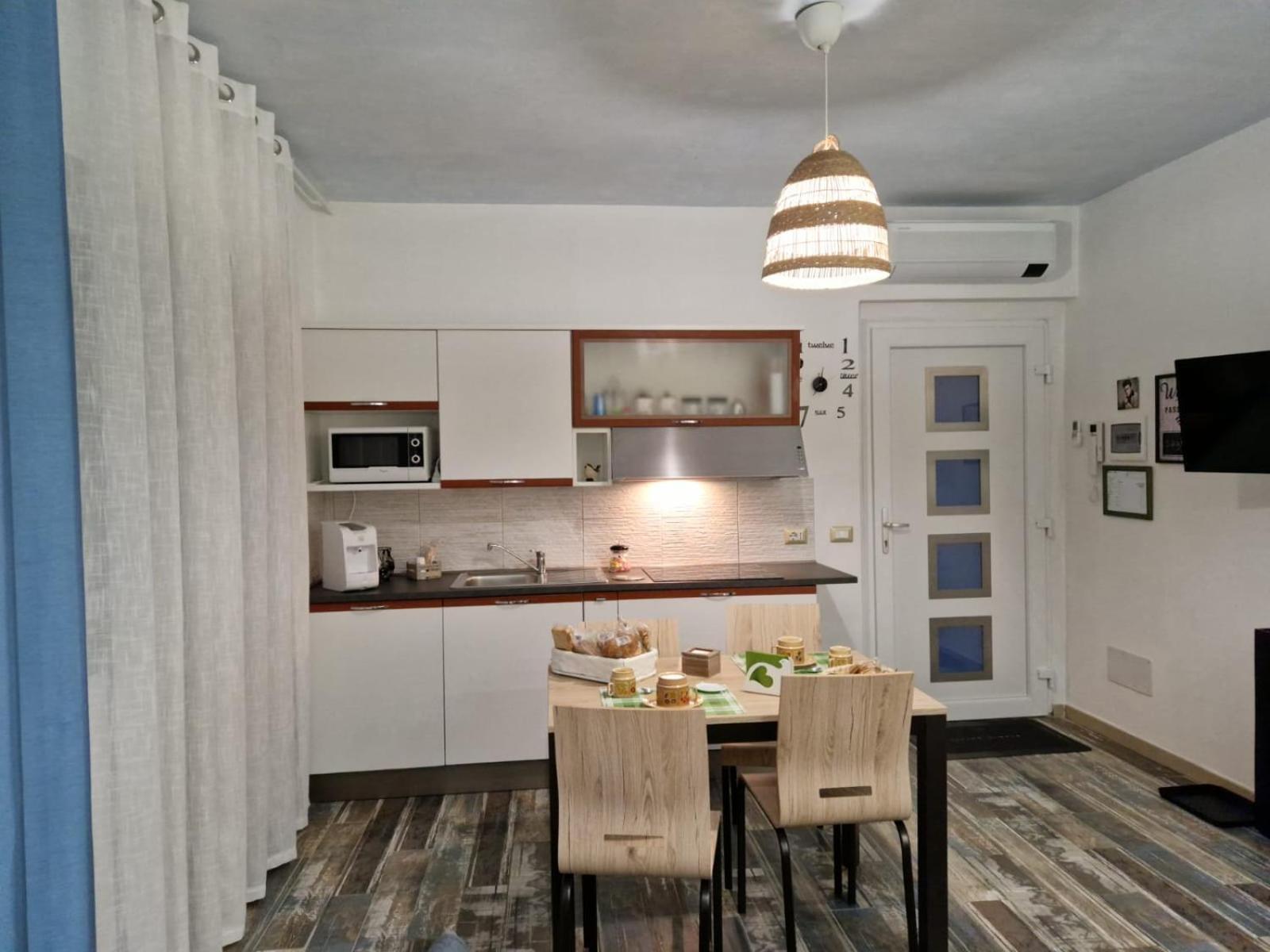 Casa Marx Bed & Breakfast Sedriano Bagian luar foto